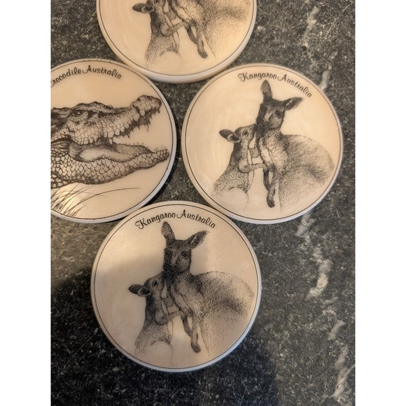 Vintage Australian Wildlife Coasters Set of 4 Kangaroo Crocodile Cork Back 4" - Picture 4 of 8